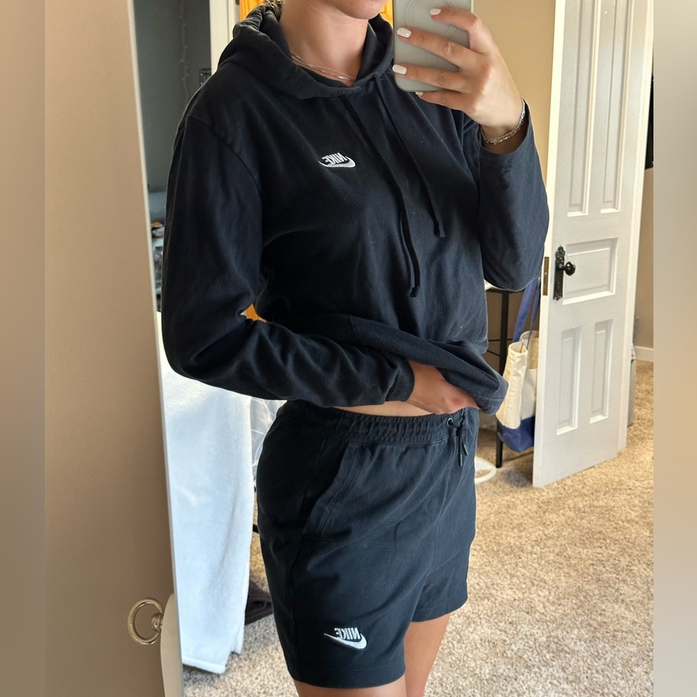 Nike Black Shorts/Sweatshirt Set